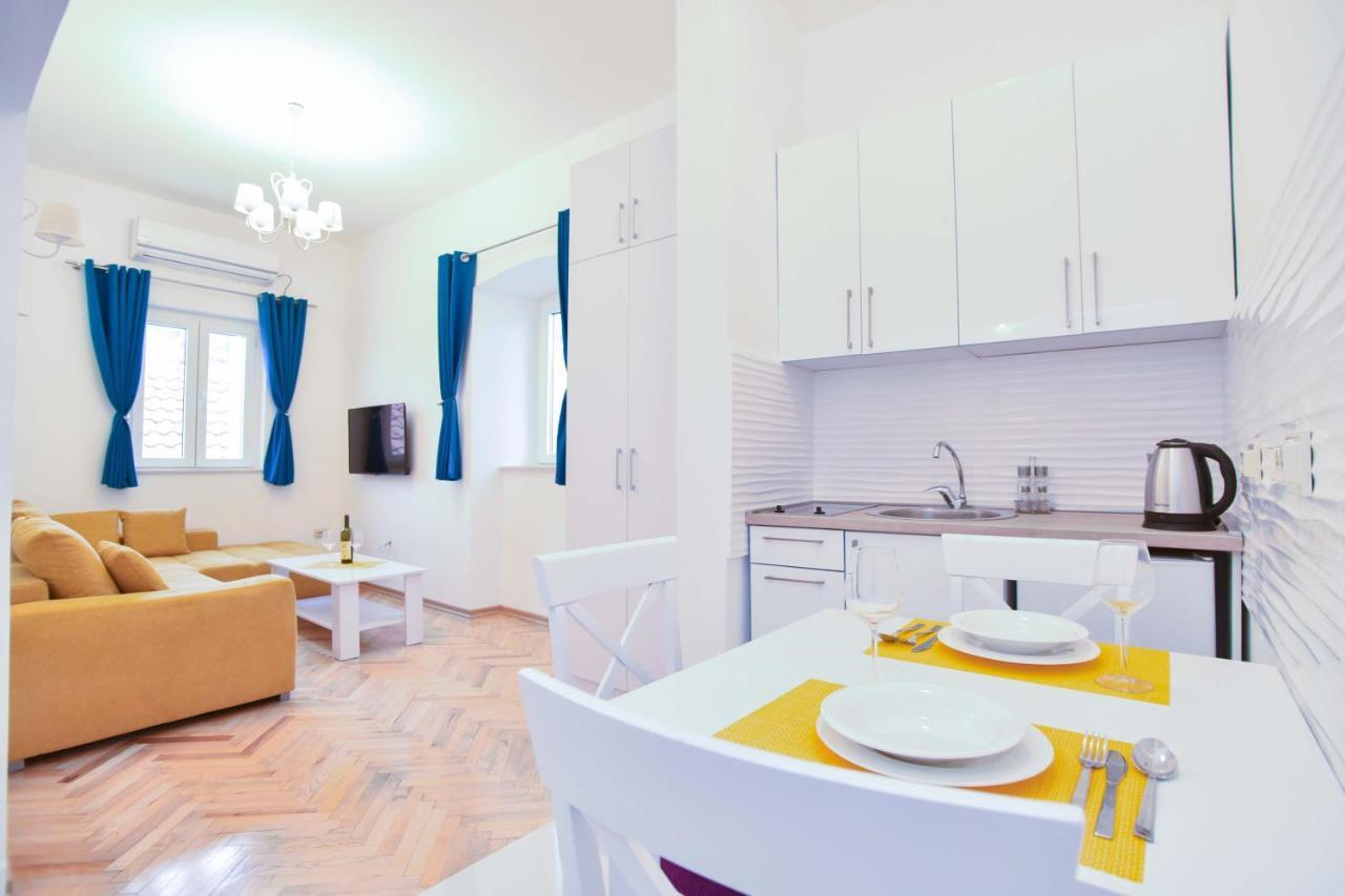 Yugoslavia Apartment Budva Bagian luar foto