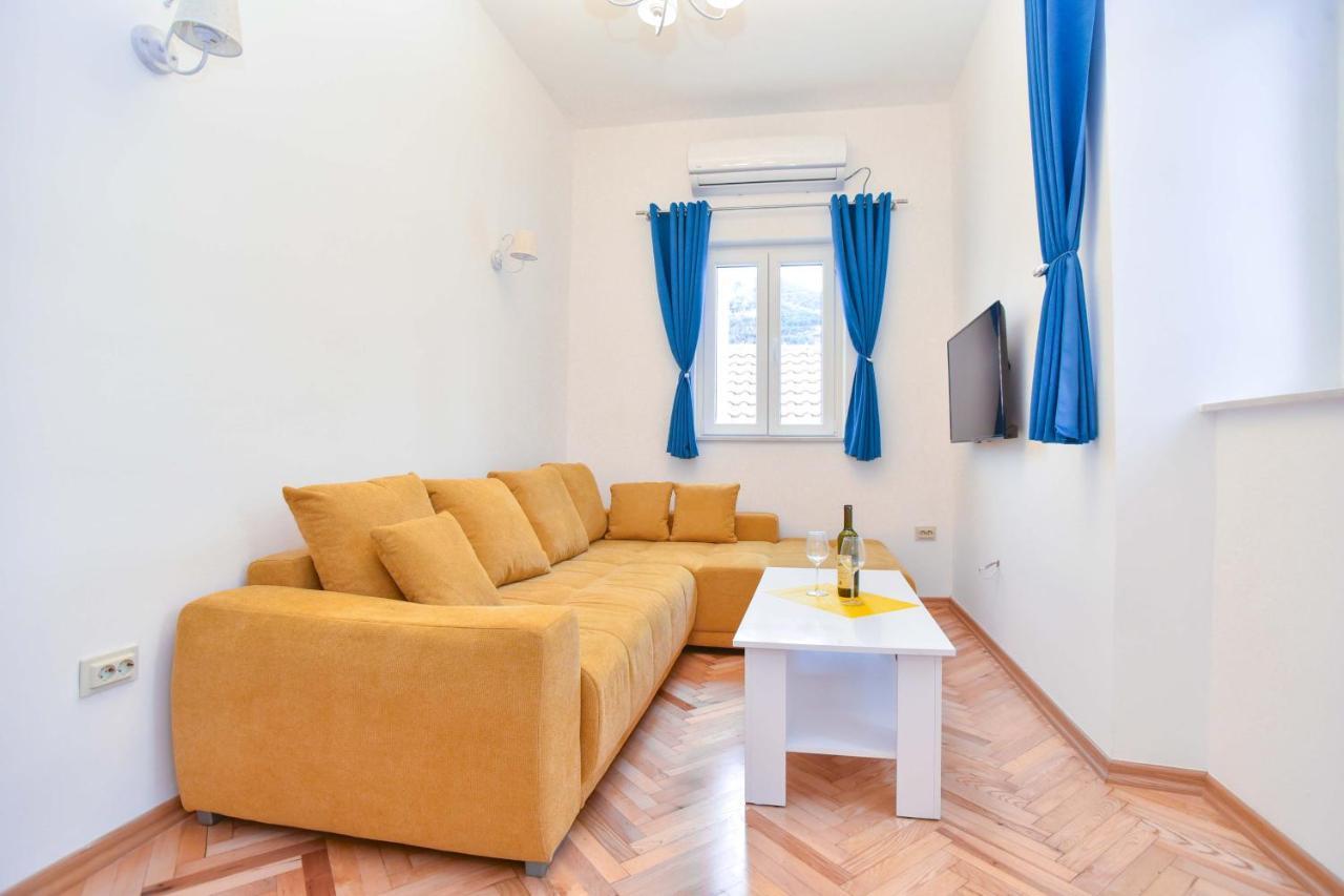 Yugoslavia Apartment Budva Bagian luar foto